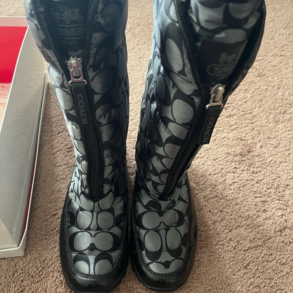 COACH boots Jolt size 6 black & gray